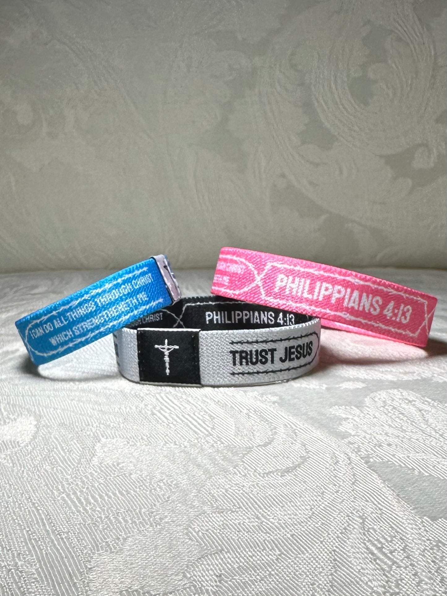 Pack of 3 Daily Verse Philippians 4:13 Trust Jesus Wristbands with Card