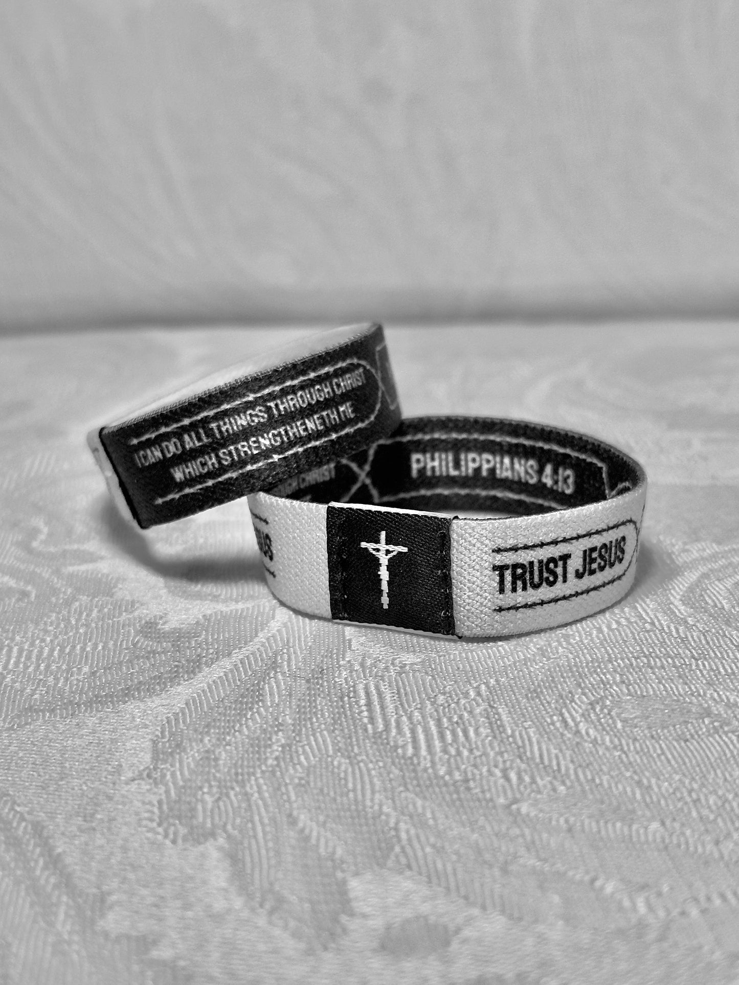 Pack of 3 Daily Verse Philippians 4:13 Trust Jesus Wristbands with Card