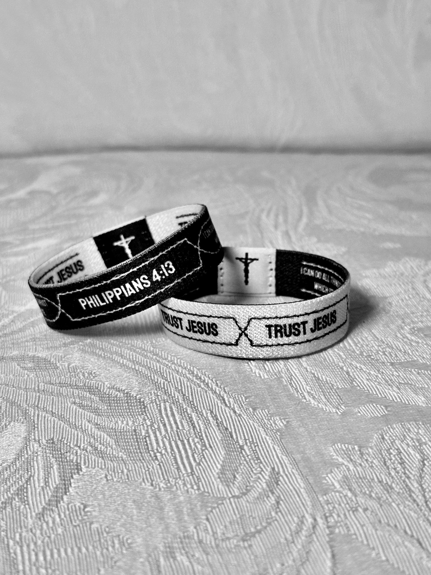 Pack of 3 Daily Verse Philippians 4:13 Trust Jesus Wristbands with Card